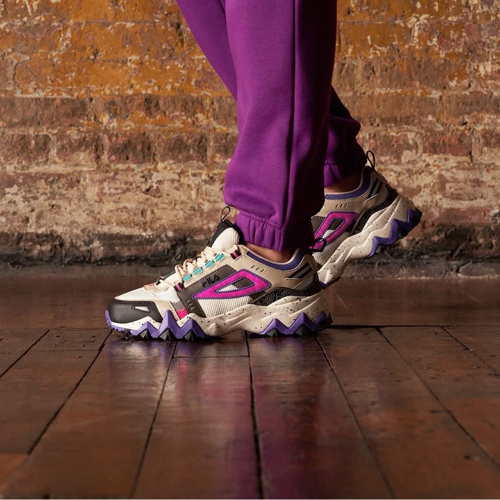Fila Oakmont TR Trail Sneakers Beige Purple Pink Women’s